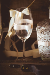 15 Σετ γάμου μπαούλο – καράφα – ποτήρι με διακόσμηση