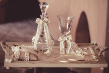Φόρτωση εικόνας στο εργαλείο προβολής Συλλογής, 22 Σετ γάμου δίσκος-καράφα-ποτήρι με διακόσμηση
