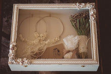 Laden Sie das Bild in den Galerie-Viewer, 3 Stefana Box
