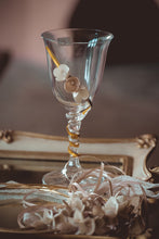 Φόρτωση εικόνας στο εργαλείο προβολής Συλλογής, 41 Σετ γάμου δίσκος-καράφα-ποτήρι με διακόσμηση
