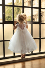 Laden Sie das Bild in den Galerie-Viewer, Dolce Bambini 488-1
