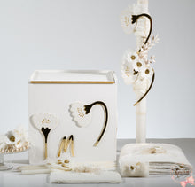 Laden Sie das Bild in den Galerie-Viewer, Taufset Plexi Flowers
