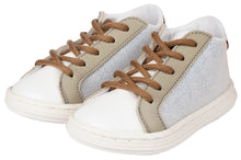 Laden Sie das Bild in den Galerie-Viewer, BS3039-WHITE-GREY-CAMEL
