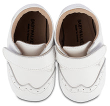 Laden Sie das Bild in den Galerie-Viewer, Babykrabbelschuhe MI1115-WHITE
