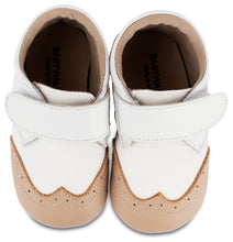 Laden Sie das Bild in den Galerie-Viewer, Babykrabbelschuhe MI1117-WHITE-BEIGE
