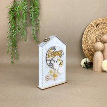 Laden Sie das Bild in den Galerie-Viewer, Aufsteller aus Holz Love

